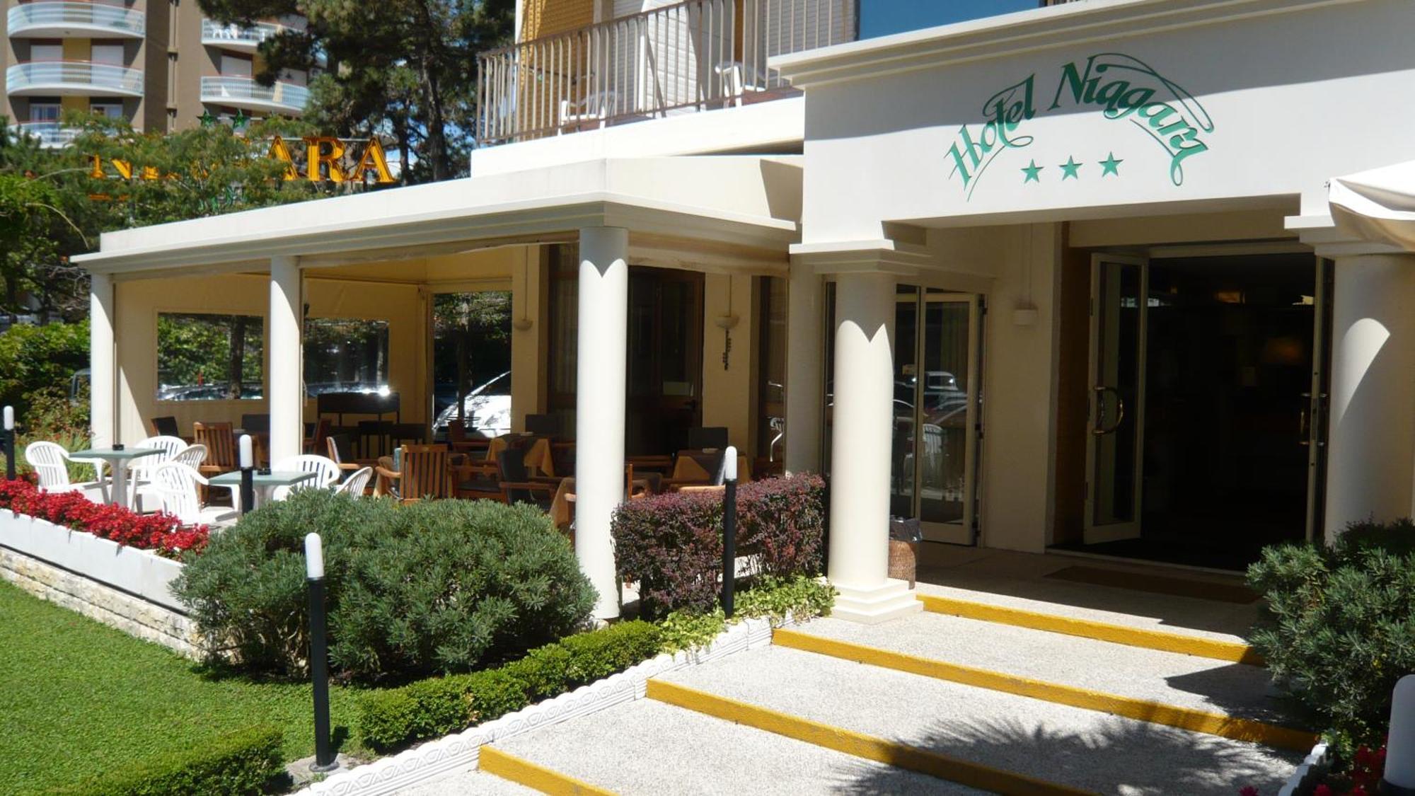 Hotel Niagara Lignano Sabbiadoro Zewnętrze zdjęcie