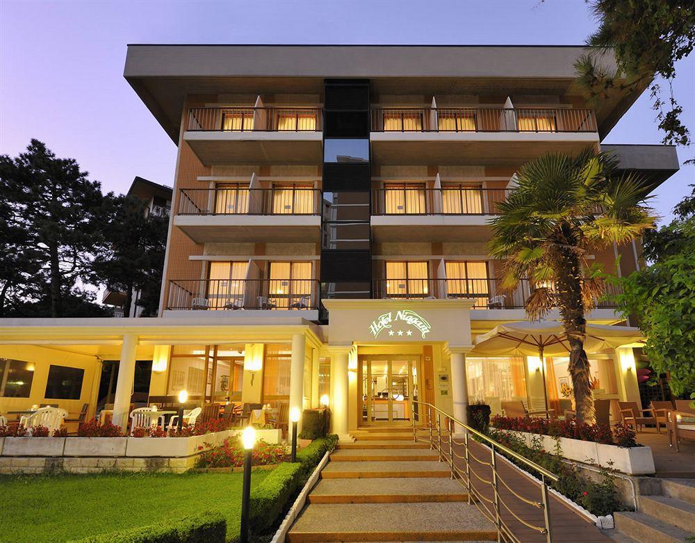 Hotel Niagara Lignano Sabbiadoro Zewnętrze zdjęcie