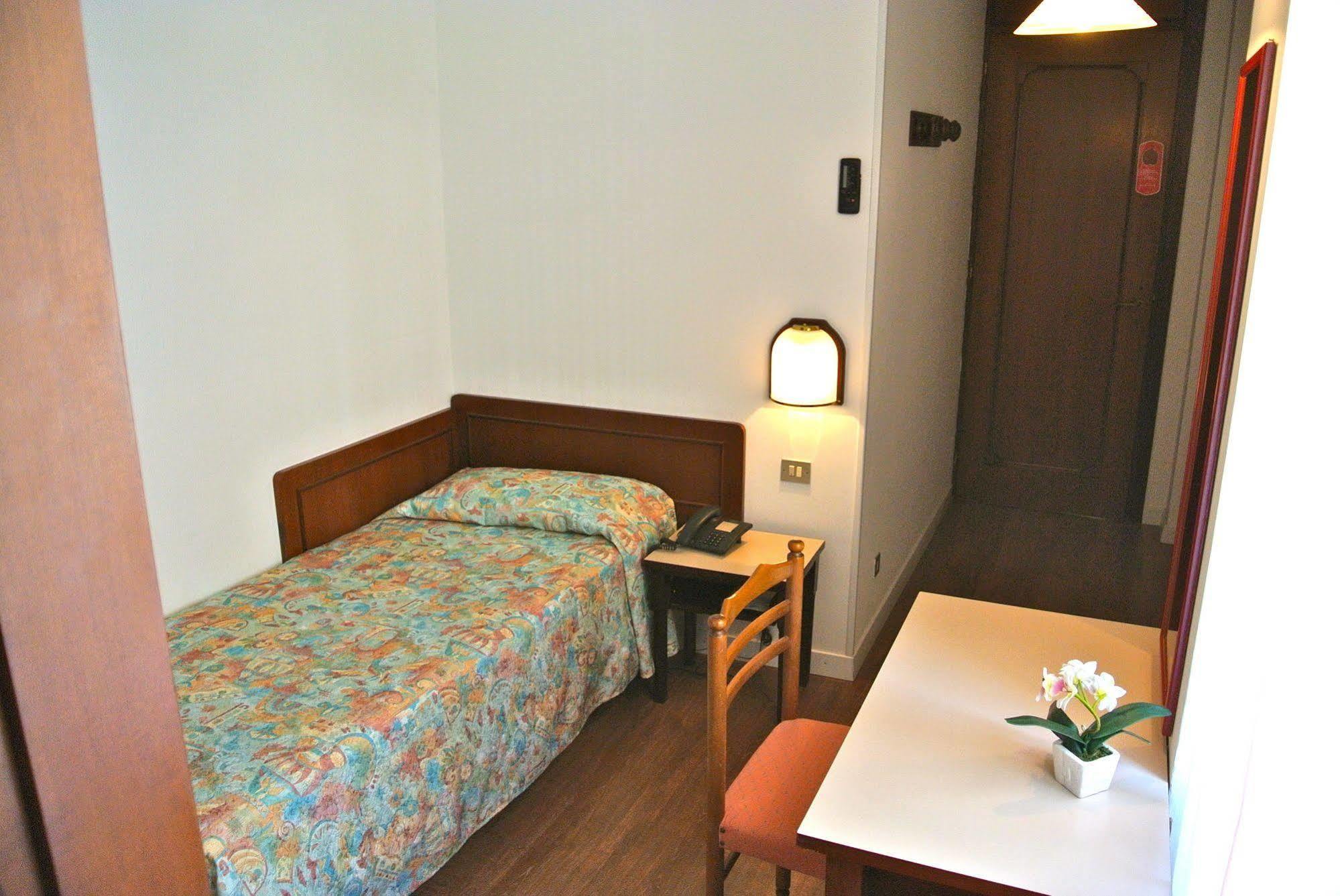 Hotel Niagara Lignano Sabbiadoro Zewnętrze zdjęcie